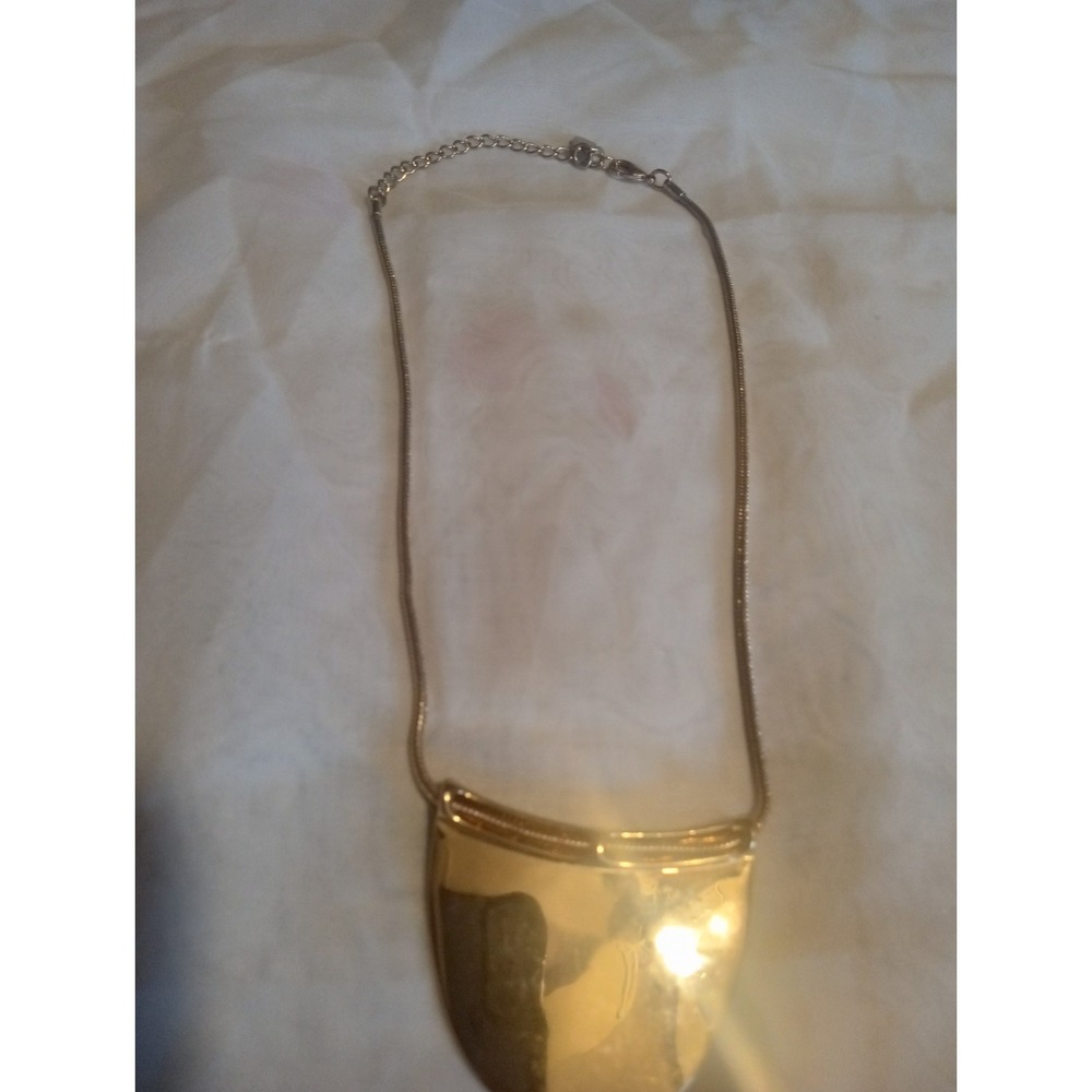 Flexible Adjustable Necklace Goldtone And Shiny